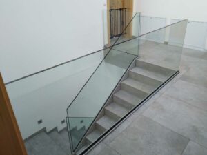 Unkauf Innengelaender Karo Lack Leuchau 06 | 2